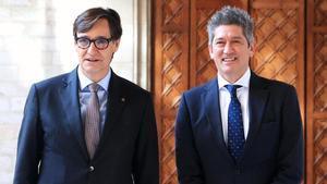 EL president de la Generalitat, Salvador Illa, junto al alcalde de LHospitalet, David Quirós.