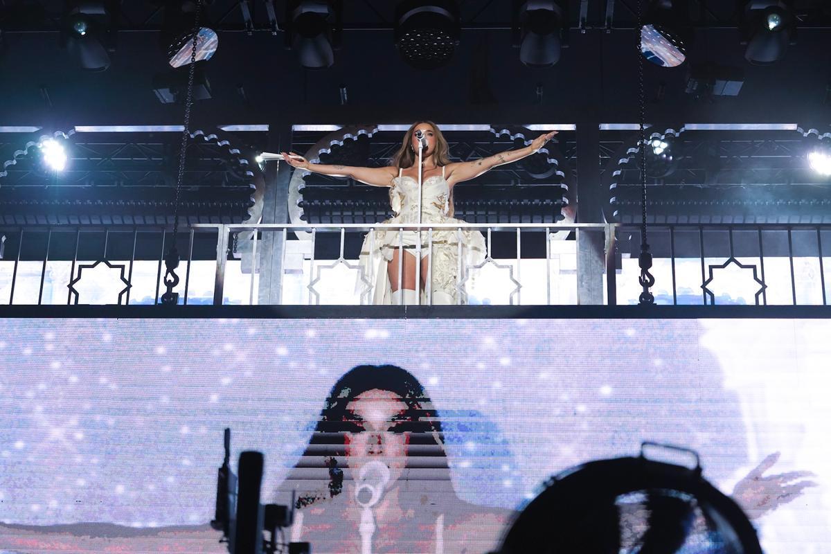Las mejores imágenes del concierto de Lola Indigo en Icónica Santalucía Sevilla Fest