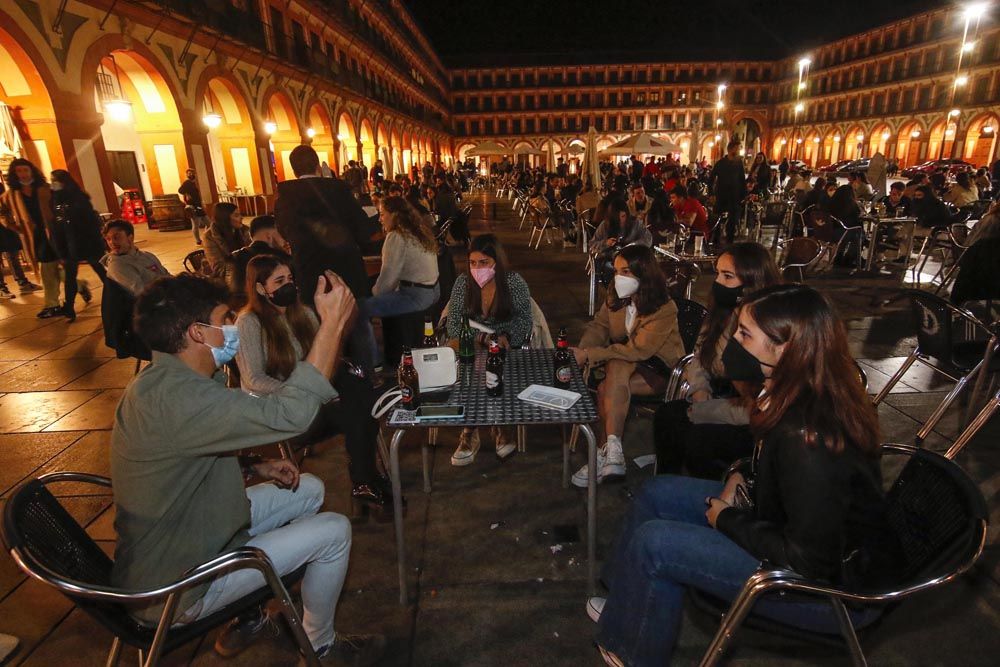 Viernes noche hasta las 10:30