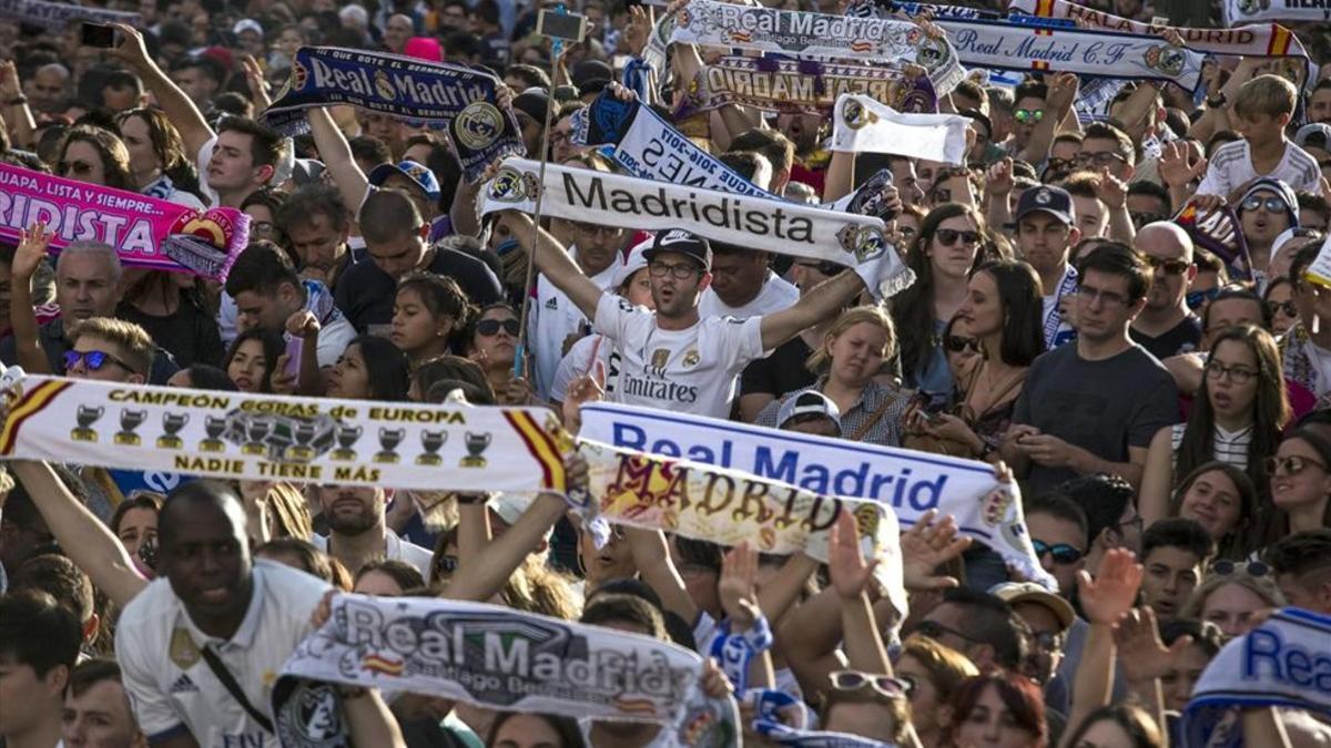 La afición del Madrid se acordó de Piqué