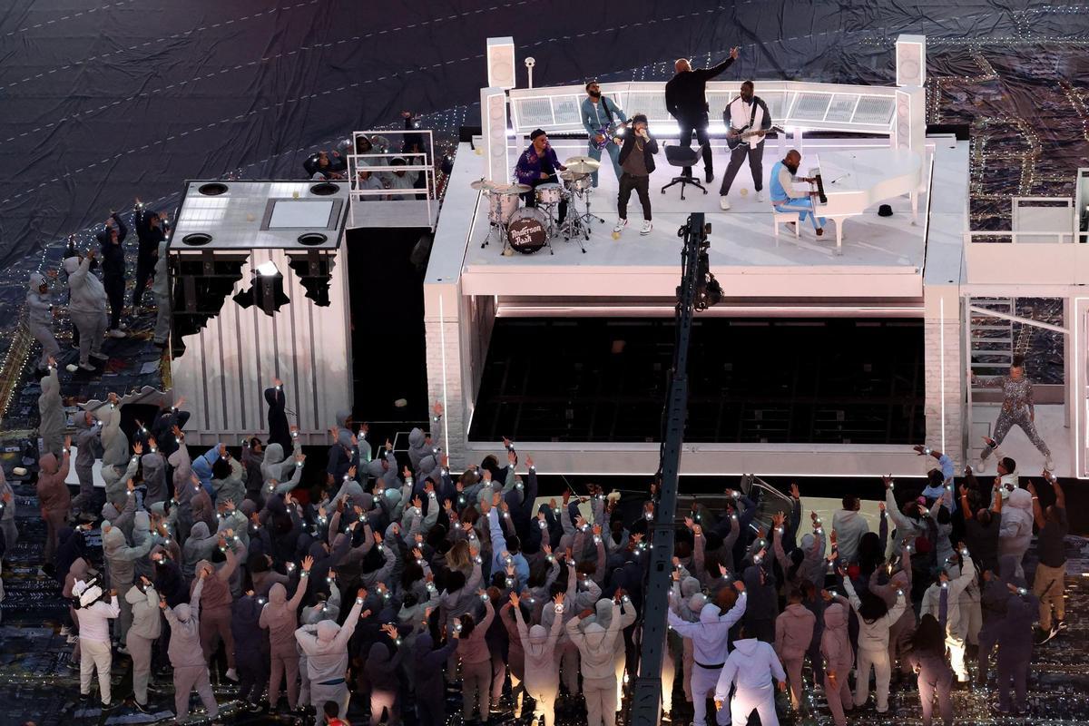 El rap domina el xou de la Superbowl amb Dr. Dre i Snoop Dogg