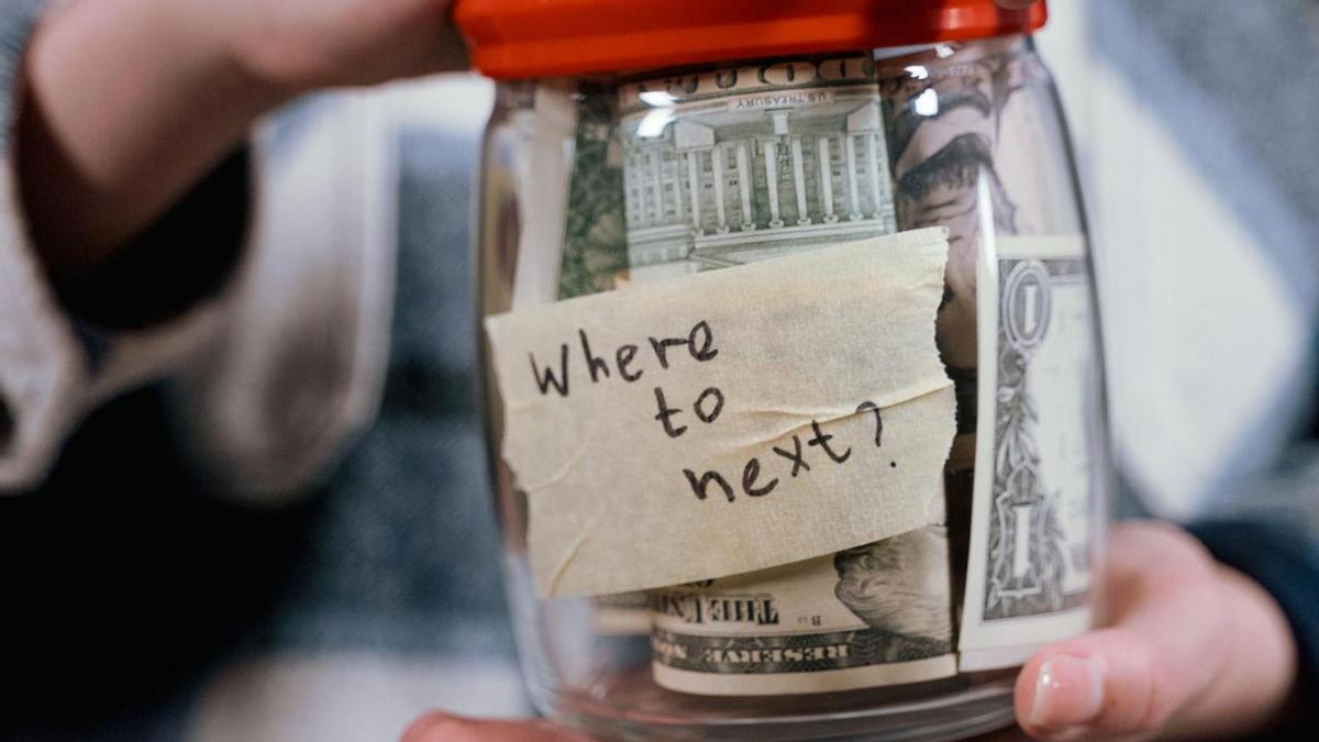 ¿Cuánto dinero debería ahorrar al mes según mi sueldo y mis gastos?