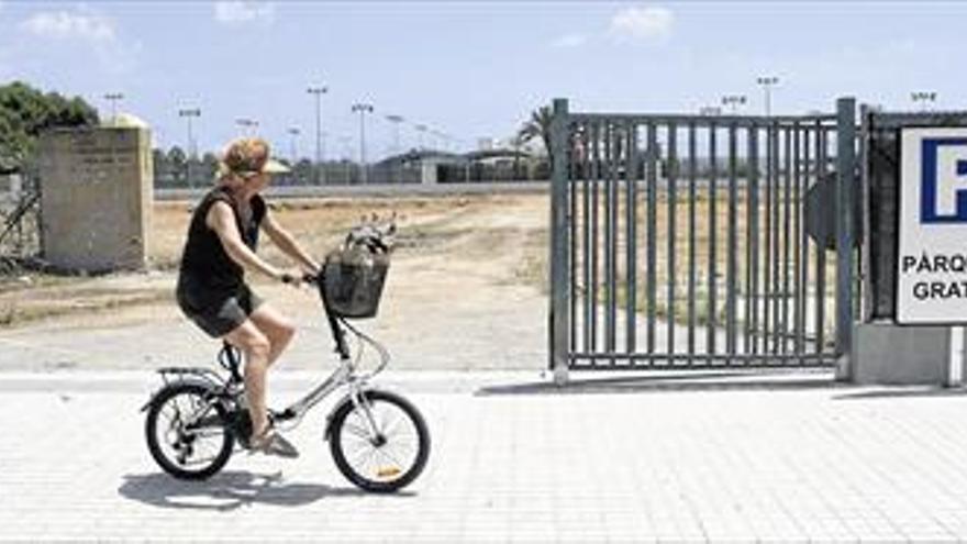 El puerto liberará un terreno junto al Planetario para buscar inversor