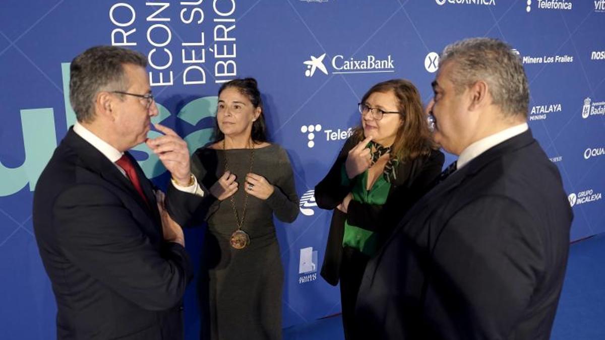 Mesa Redonda “Estrategias para el arraigo en el territorio”