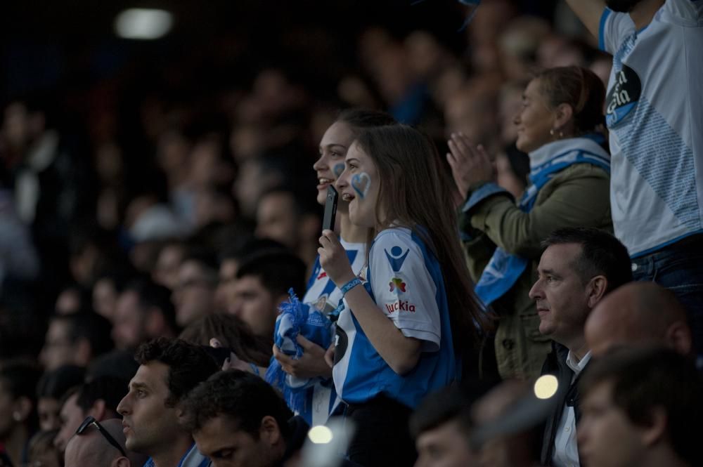 La afición del Dépor llena Riazor ante el Mallorca