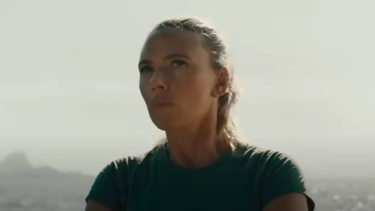 'Jurassic World' renace con Scarlett Johansson y lidera los estrenos del cine de la semana