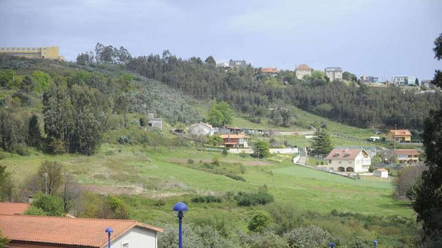 Zona de A Zapateira por la que discurrirá el Vial 18, según el proyecto de Fomento.