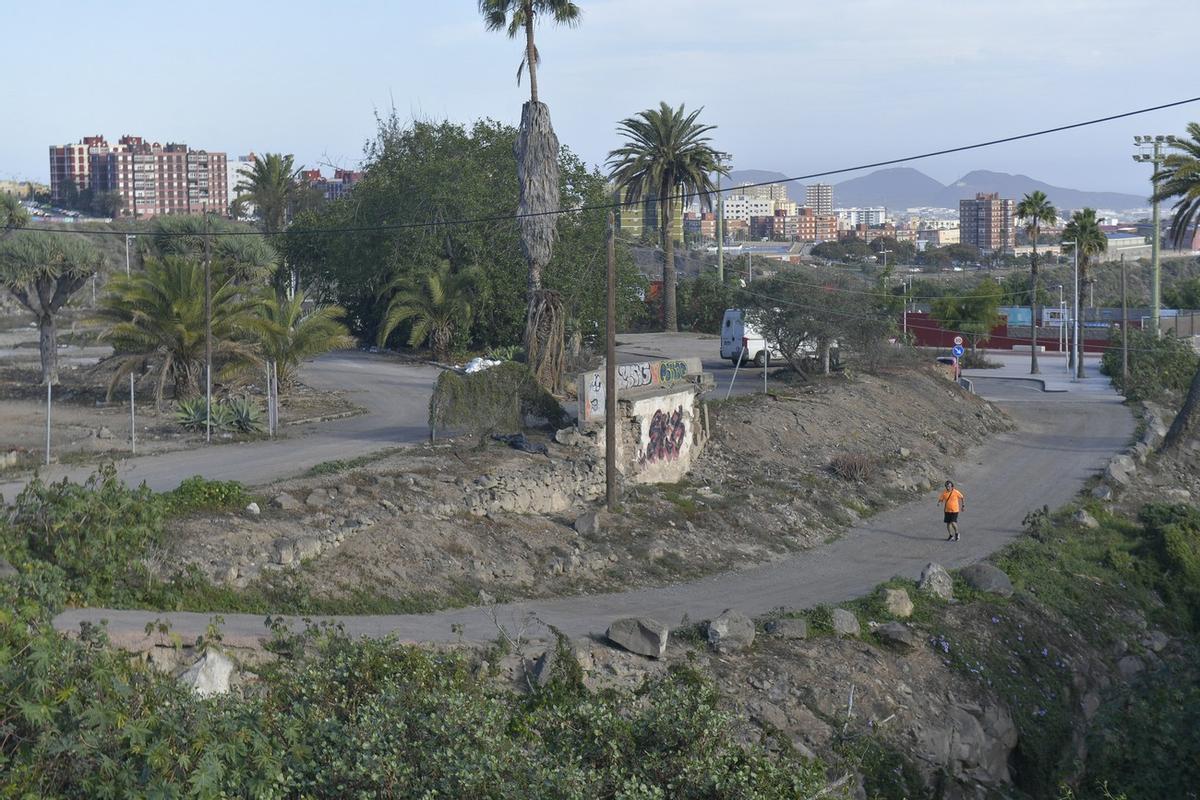 Imágenes de la calle Jerónimo Saavedra, en Lomo Blanco