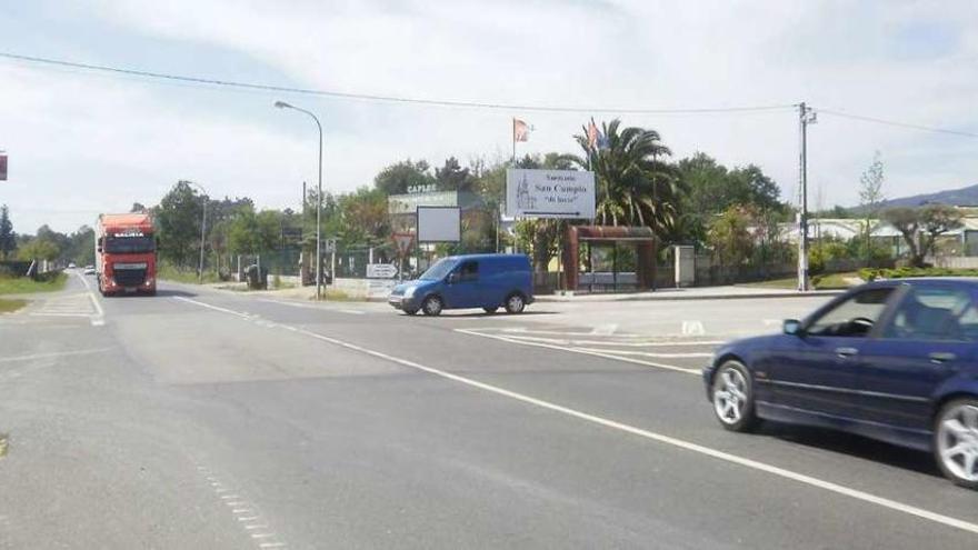 Carretera PO-552 (Tui-A Guarda), a la altura de la carretera de acceso a Figueiró. // C. T. / J. V.