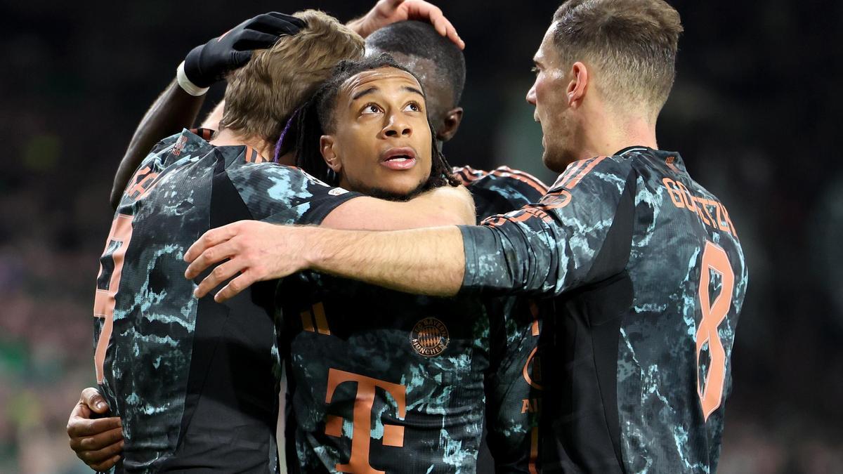 Resumen, goles y highlights del Celtic 1 - 2 Bayern de Múnic de la ida del play-off de acceso a octavos de la Champions League