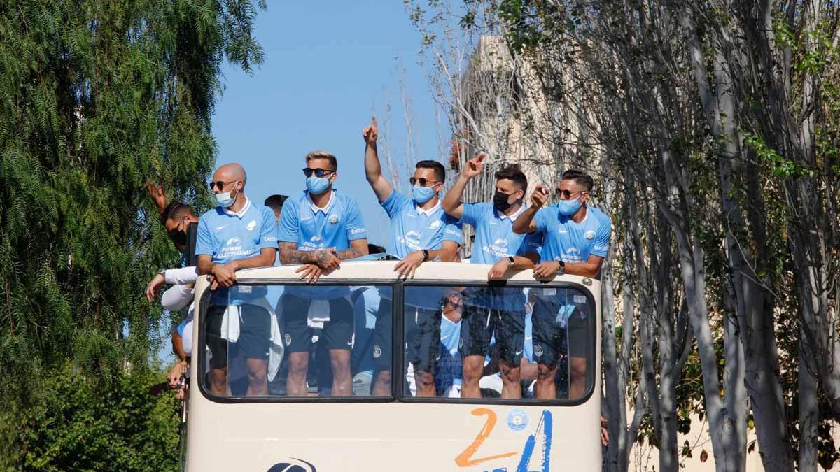 Imágenes de la celebración en casa de la UD Ibiza