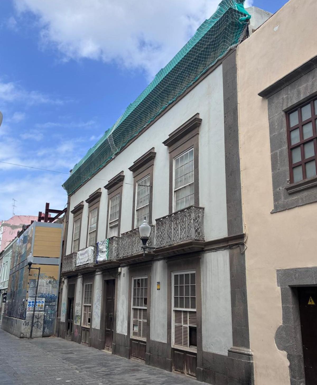 Inmueble de la calle Cano número 12. | TOMÁS GÓMEZ BOSCH