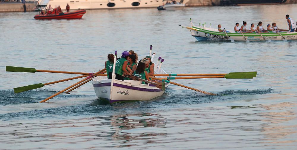 Jornada nocturna de jábegas en El Puerto de Málaga