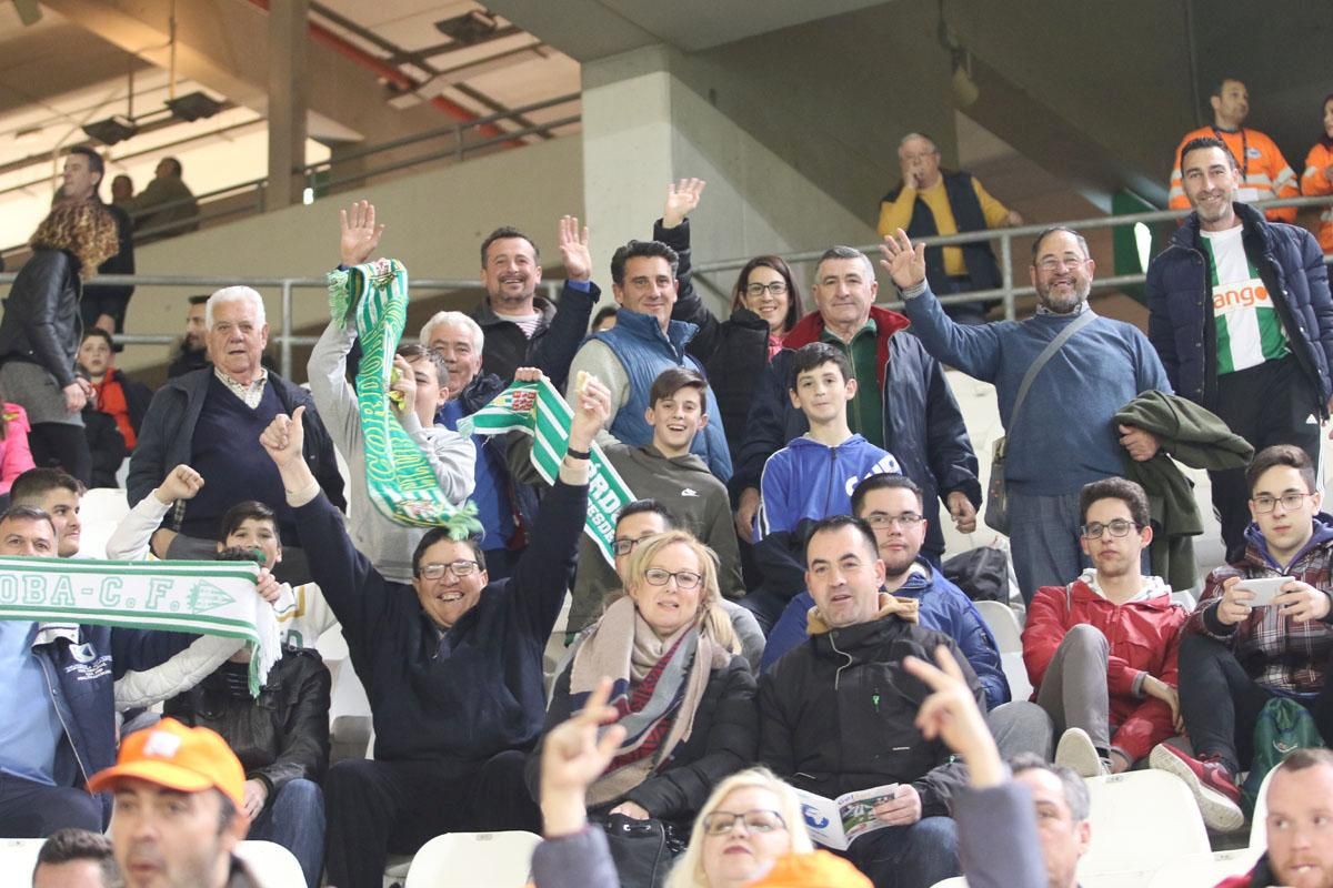 La afición blanquiverde en el Córdoba-Granada