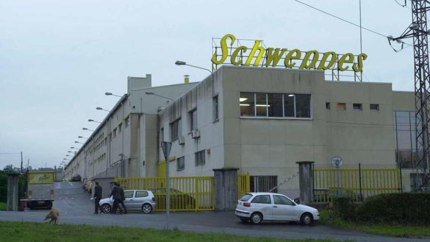 Antigua fábrica de Schweppes en Sabón, donde se proyecta un hotel, oficinas y restaurantes.