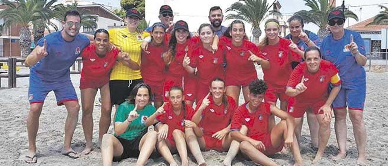 La selección femenina de Balears de fútbol playa se ejercita este miércoles.