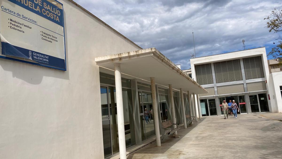 El Consell se olvida del segundo centro de salud que prometió en Orihuela Costa y mantiene el presupuesto para la ampliación del actual