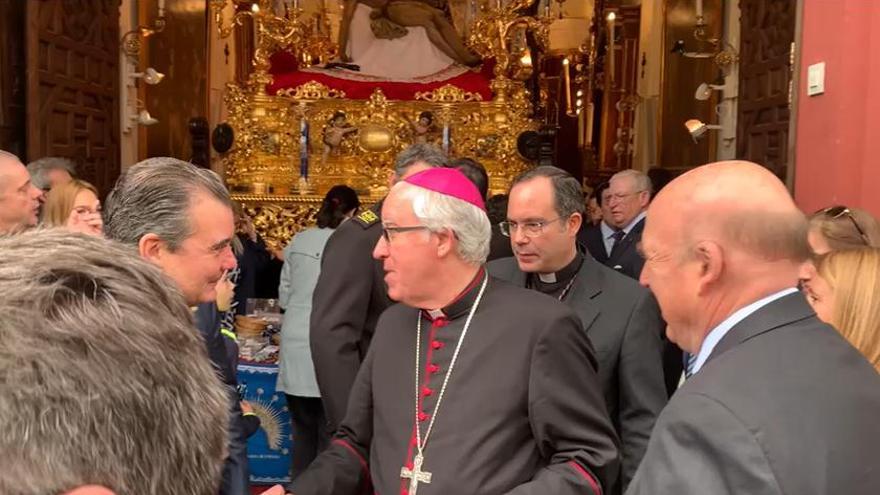 EN VÍDEO | El arzobispo llega al Baratillo