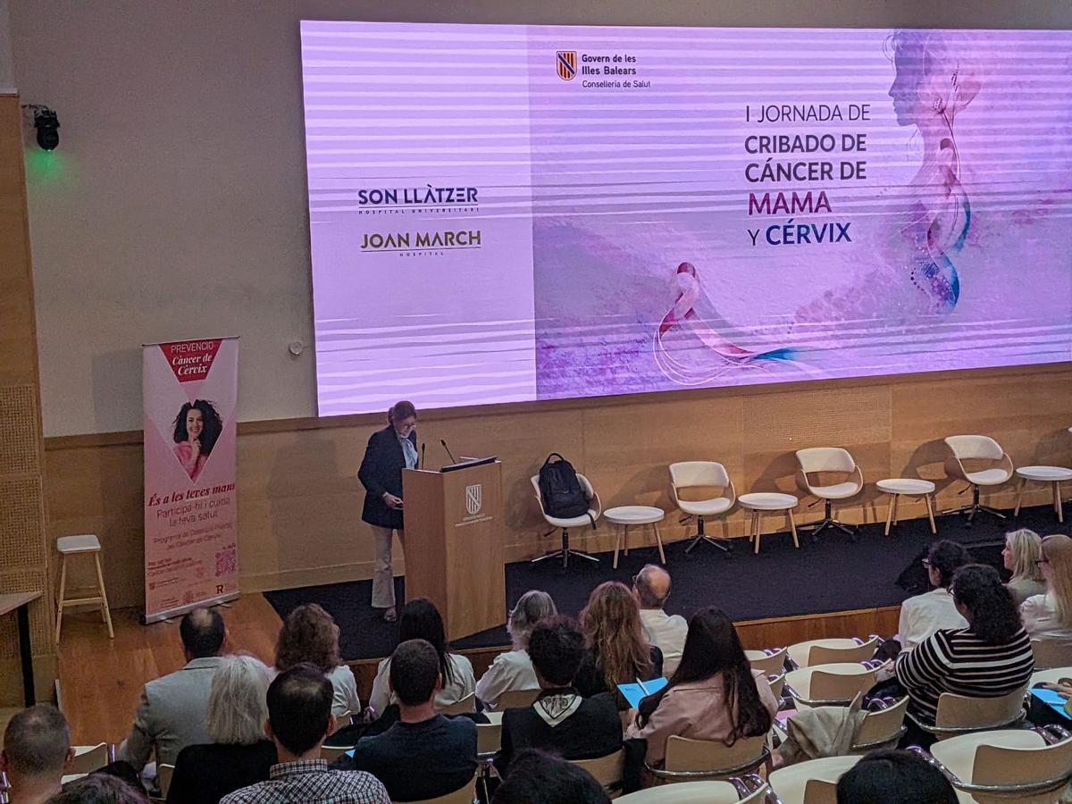 La primera Jornada de Cribado de Cáncer de Mama y Cérvix de Baleares en el Hospital Universitario Son Llàtzer.