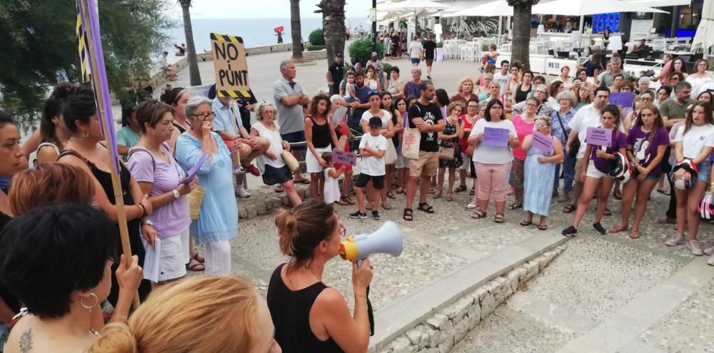 Manifestación en Cala Rajada contra la 'manada' alemana