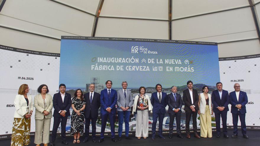 Momento de la representación de la expulsión de los franceses en la porta de Gamboa