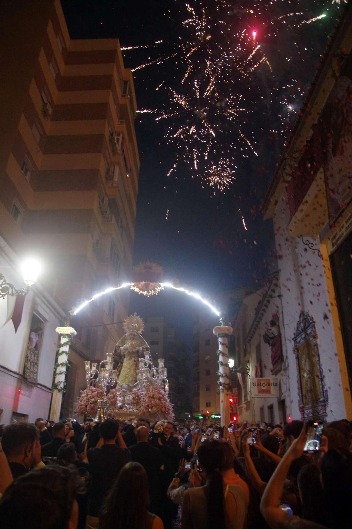 La procesión de la Virgen de la Trinidad este sábado por su festividad en Pentecostés, en imágenes