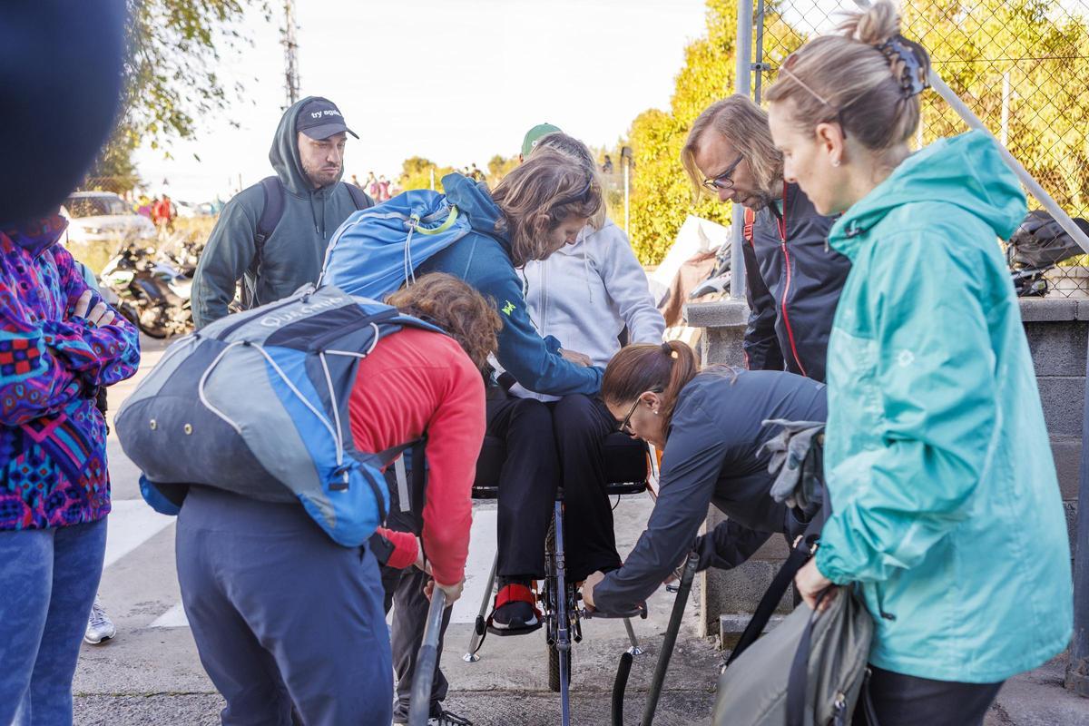 Les millors imatges de la caminada solidària dels Mossos a Montserrat Les millors imatges de la caminada solidària dels Mossos a Montserrat