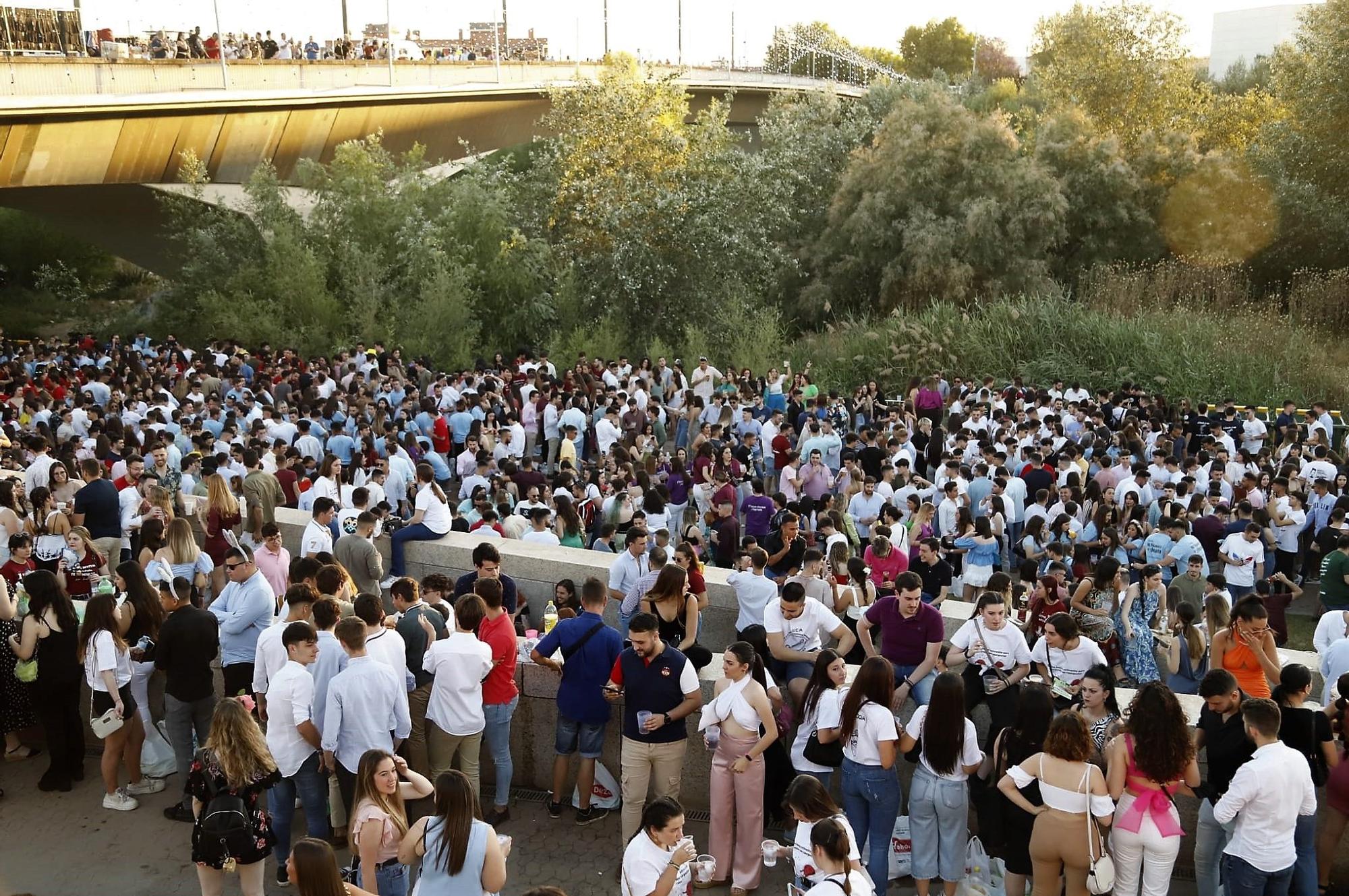 Vuelve el botellón del miércoles de Feria