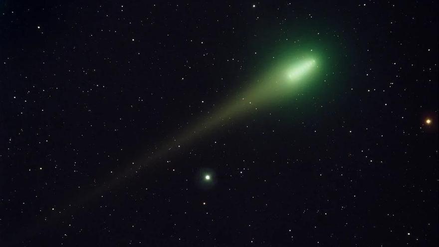 Cómo ver desde Galicia el cometa verde que pasa cada 50.000 años: a primeras horas de la noche y con prismáticos