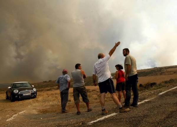 Fotogalería del incendio en Trasobares