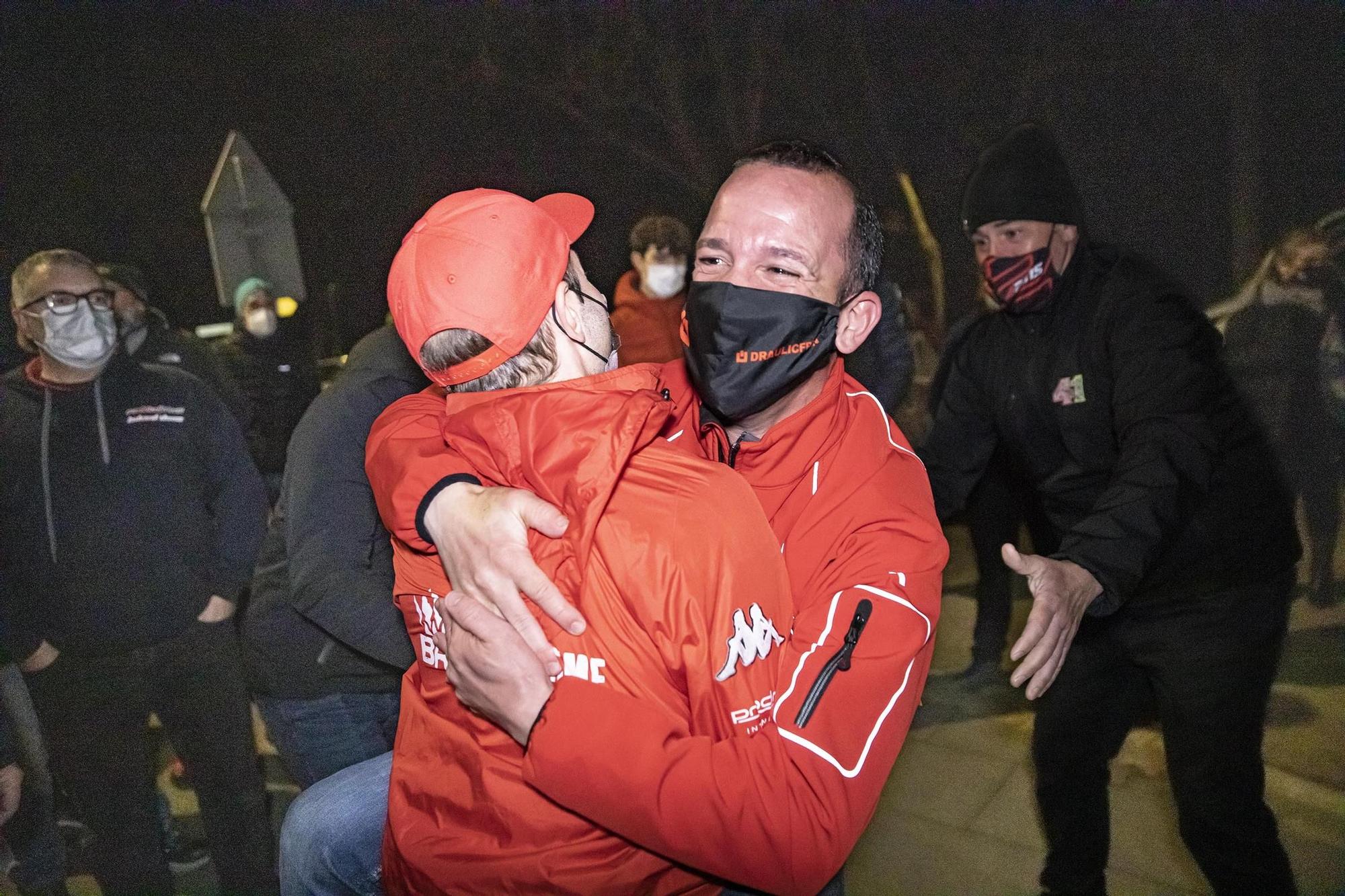 Dani Oliveras és rebut amb tots els honors a Vilablareix