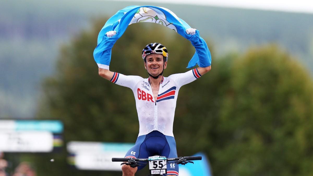 Pidcock, campeón del mundo de mountain bike