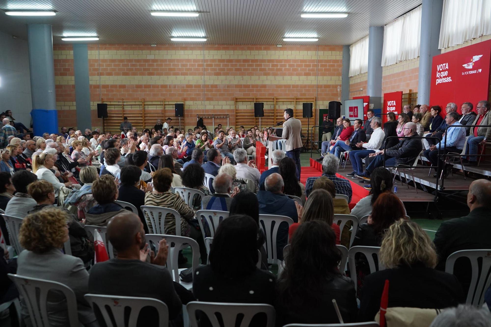 Acto del PSOE en apoyo a David Gago con la ministra María Jesús Montero