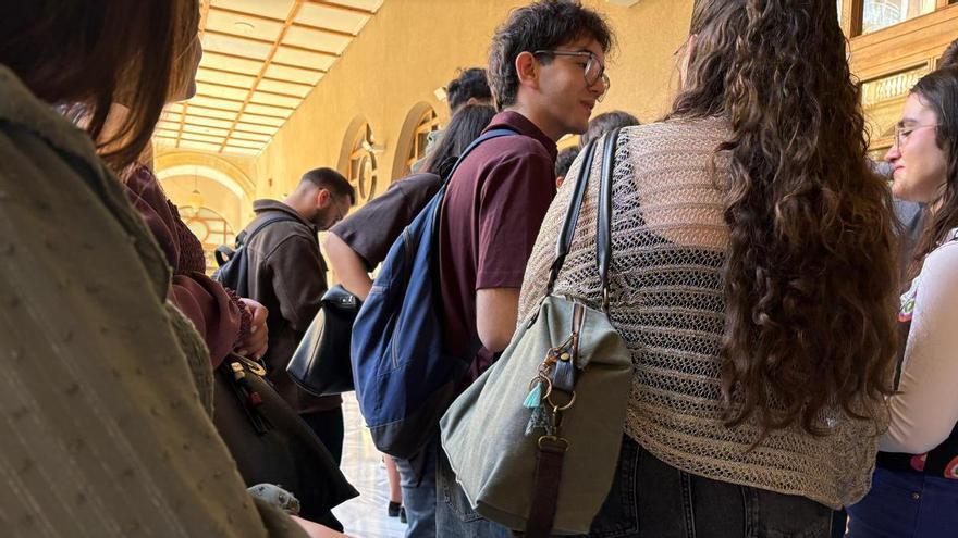 Los candidatos al Rectorado de la UMU depositan el voto