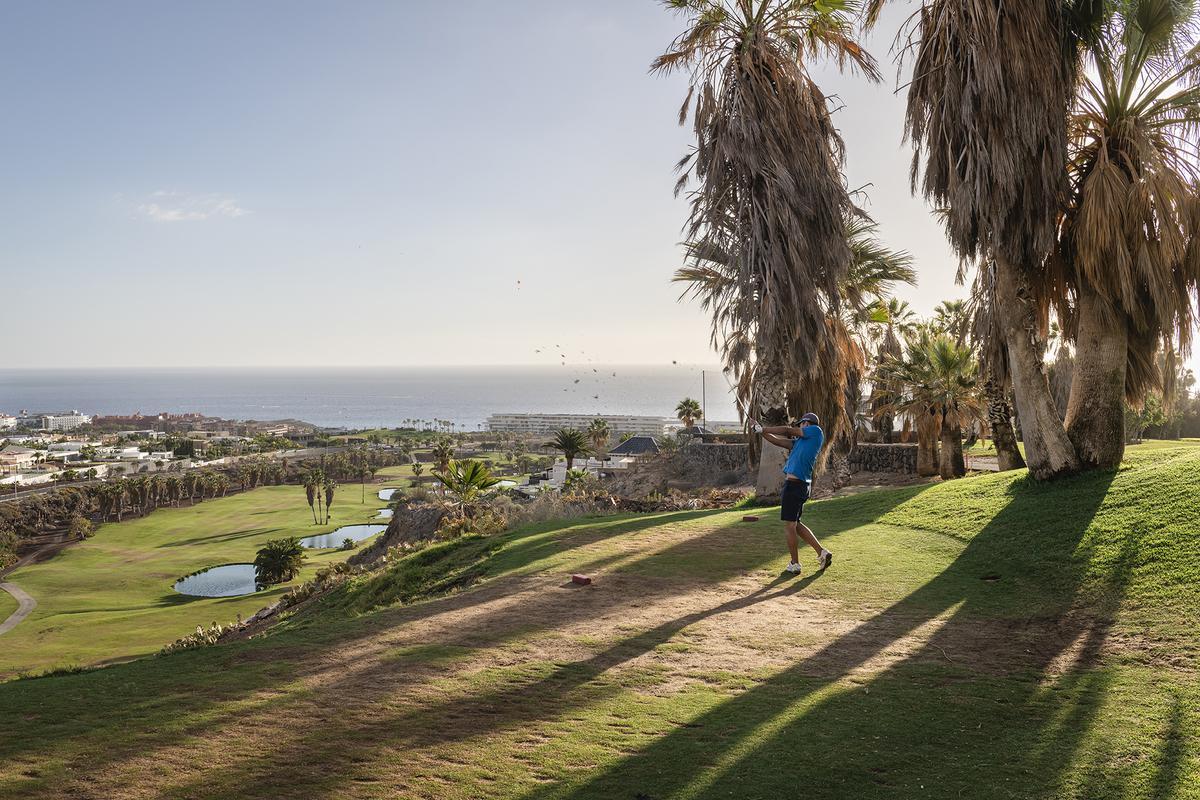 Las opciones de actividad al aire libre son infinitas en Costa Adeje.