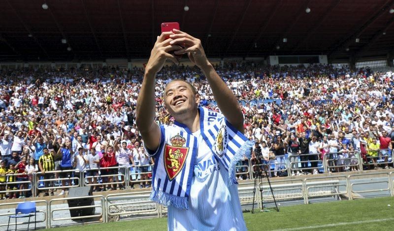 Presentación de Kagawa como jugador del Zaragoza