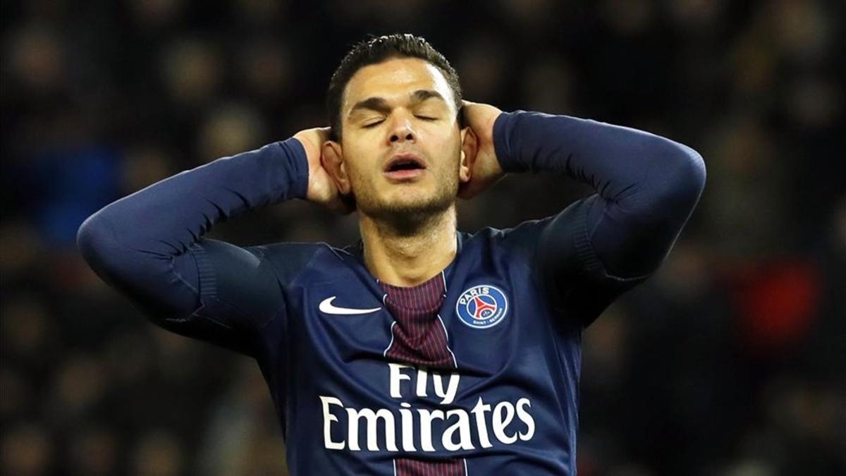 Ben Arfa vive una complicada situación en el PSG