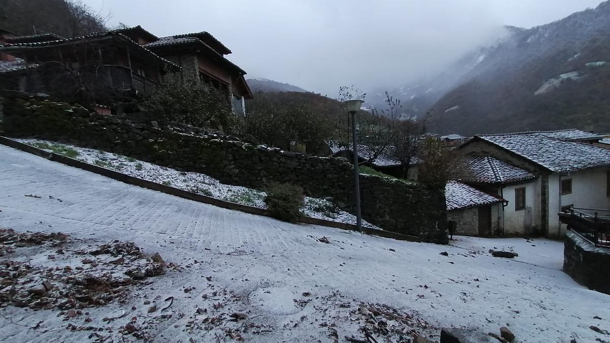 El temporal en Ponga.