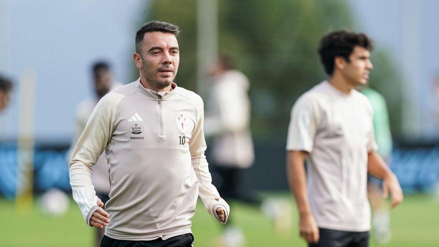 Iago Aspas, durante un reciente entrenamiento del Celta en la ciudad deportiva. |  // RCCV