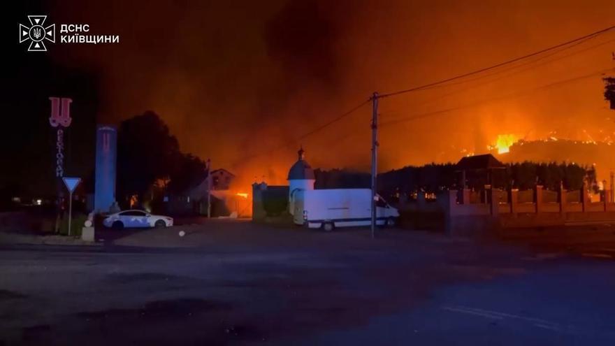 Un ataque ruso contra un depósito de munición en Kiev deja al menos 37 muertos