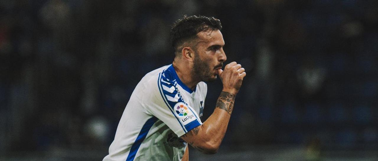 Elady Zorrilla, celebrando un gol.