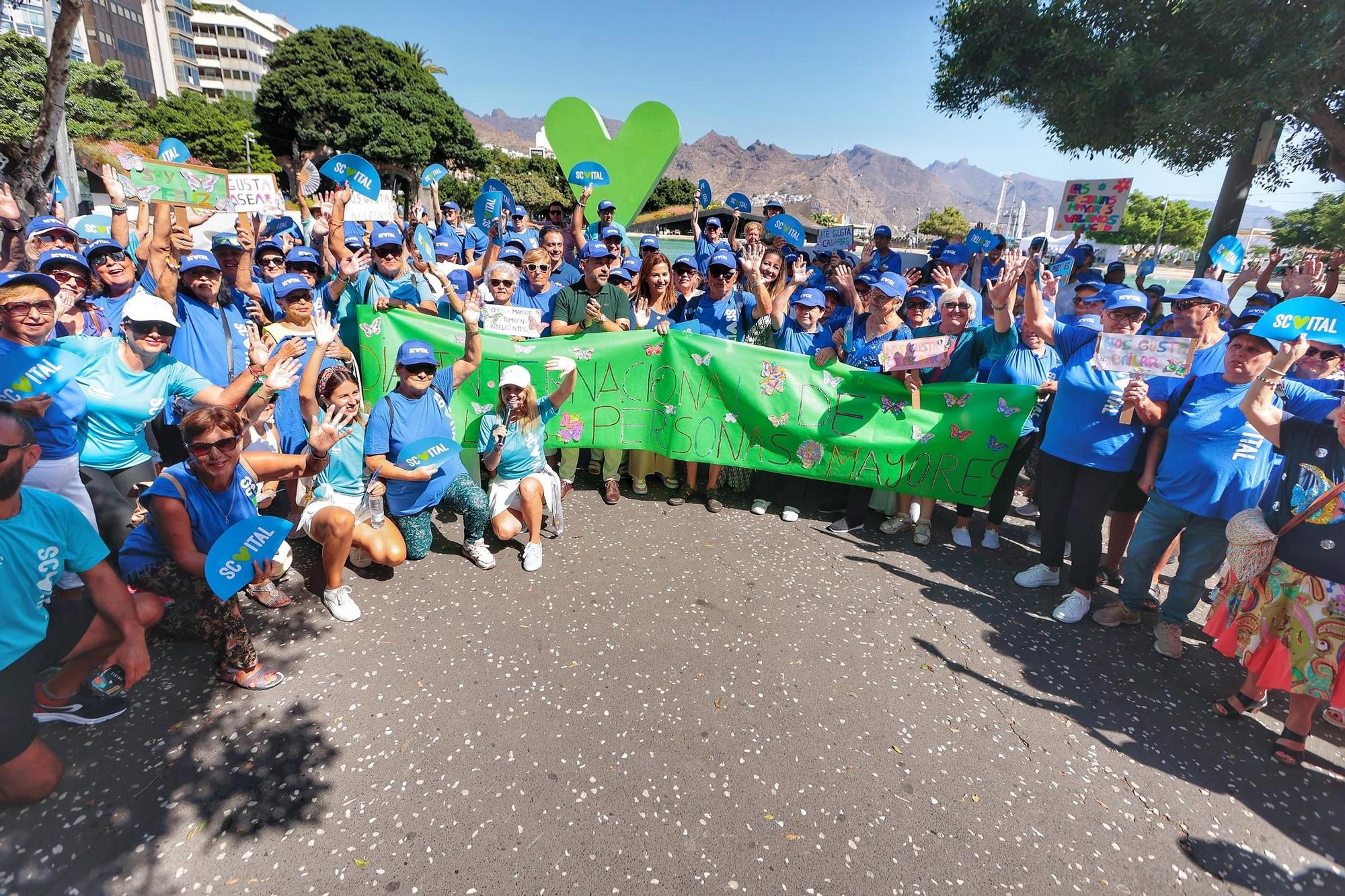 Flashmob de mayores en Santa Cruz de Tenerife