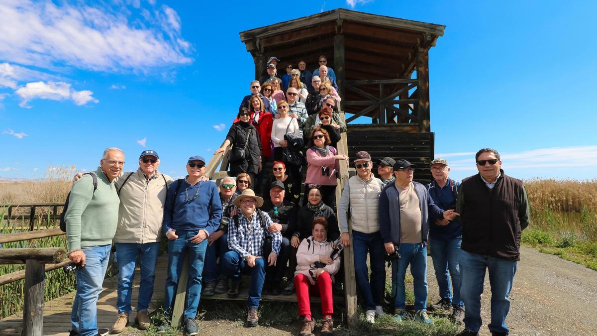 Alumnos y alumnas de COU en el instituto de La Asunción Elche visitan el parque natural de El Hondo