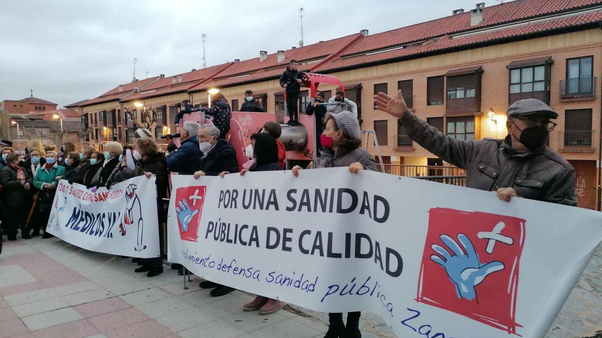 Foto de archivo de una manifestación por la sanidad pública de calidad | LOZ