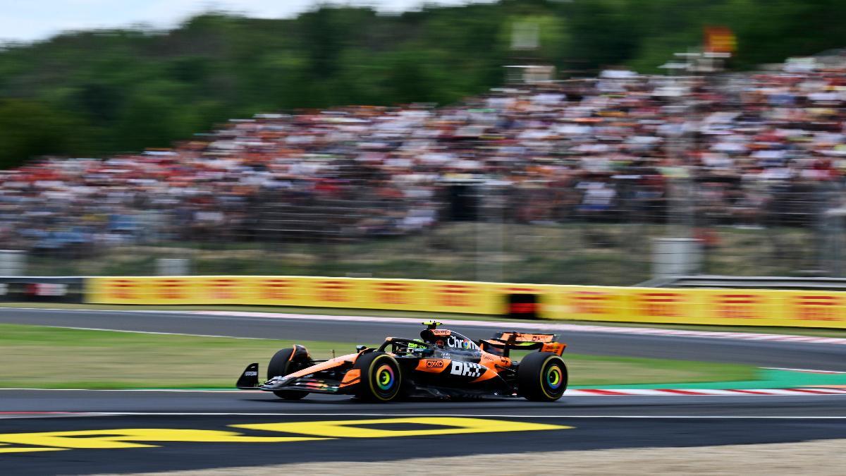 Lando Norris, al volante del McLaren en Hungaroring