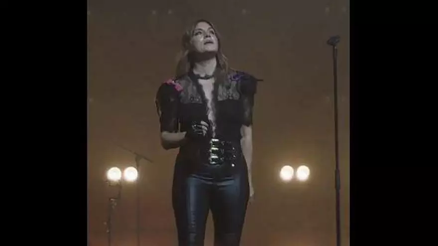 Crònica d'un comiat anunciat: Leire Martínez canta 'Rosas' per última vegada amb La Oreja de Van Gogh