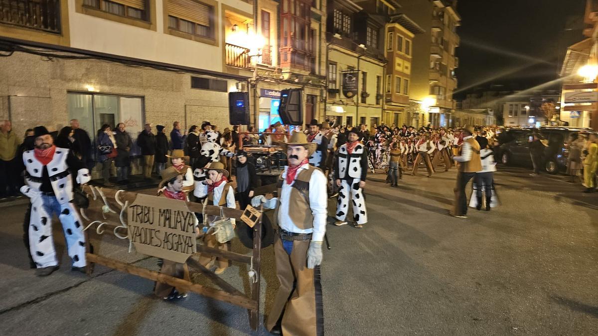 EN IMÁGENES:Así fue el desfile del Antroxu de Villaviciosa