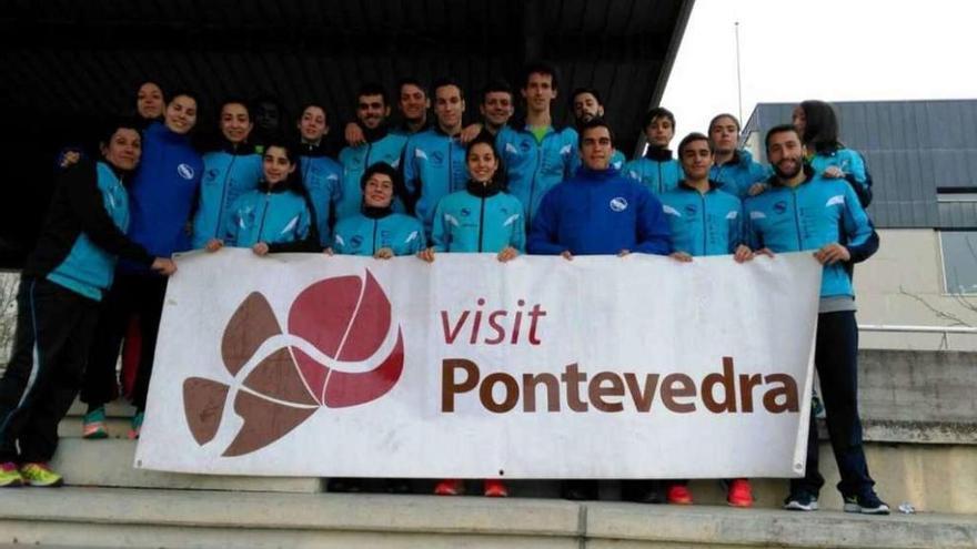 El equipo de la Sociedad Gimnástica que compitió en Lugo. // FdV