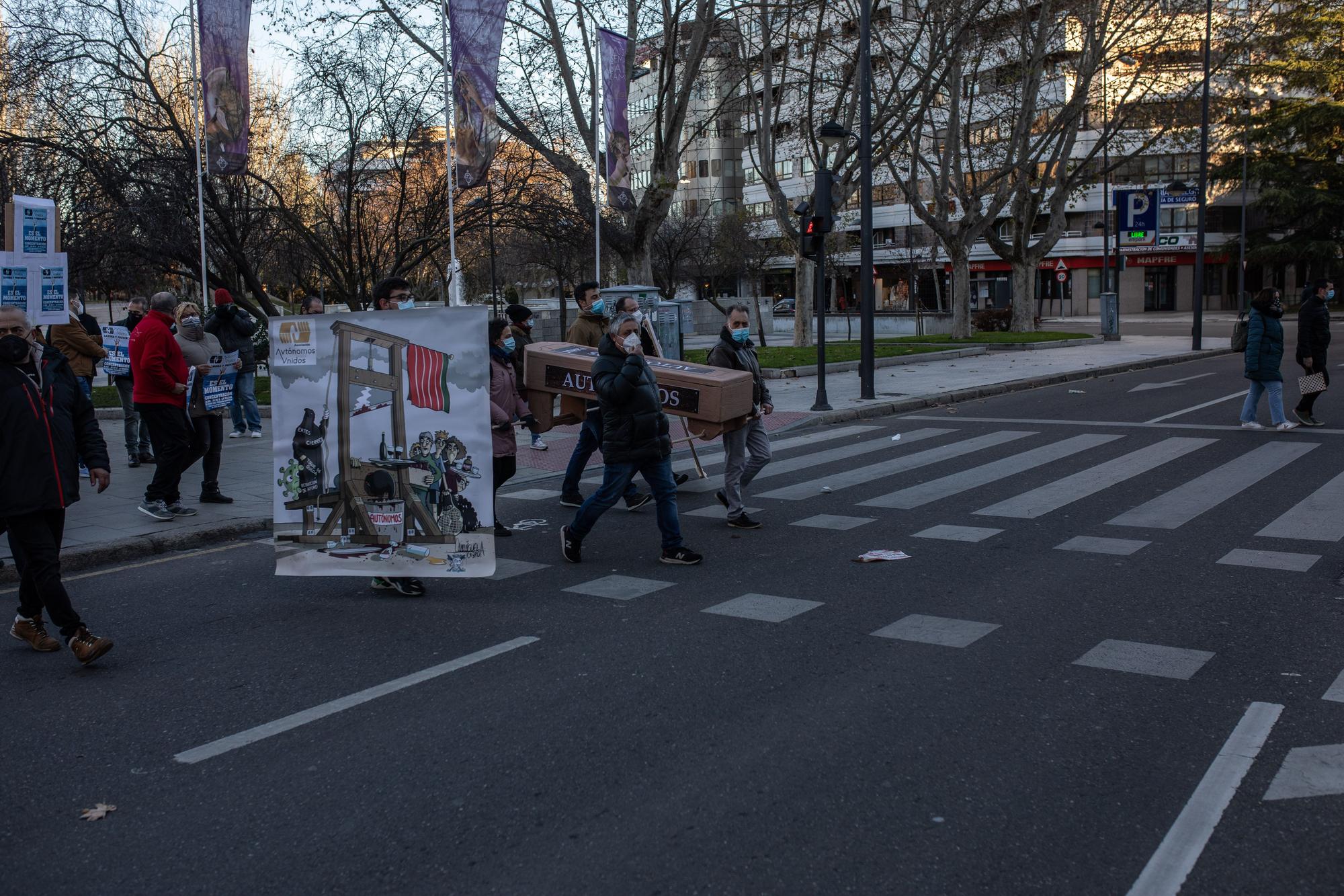 Los autónomos de Zamora se anticipan a su "funeral"