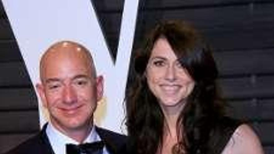 Jeff y MacKenzie Bezos.